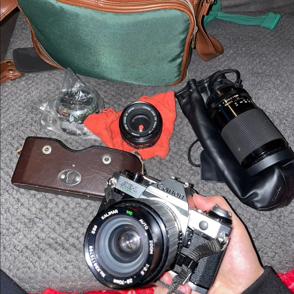 1984 Canon 35mm film camera set- all original packaging. *one owner!*